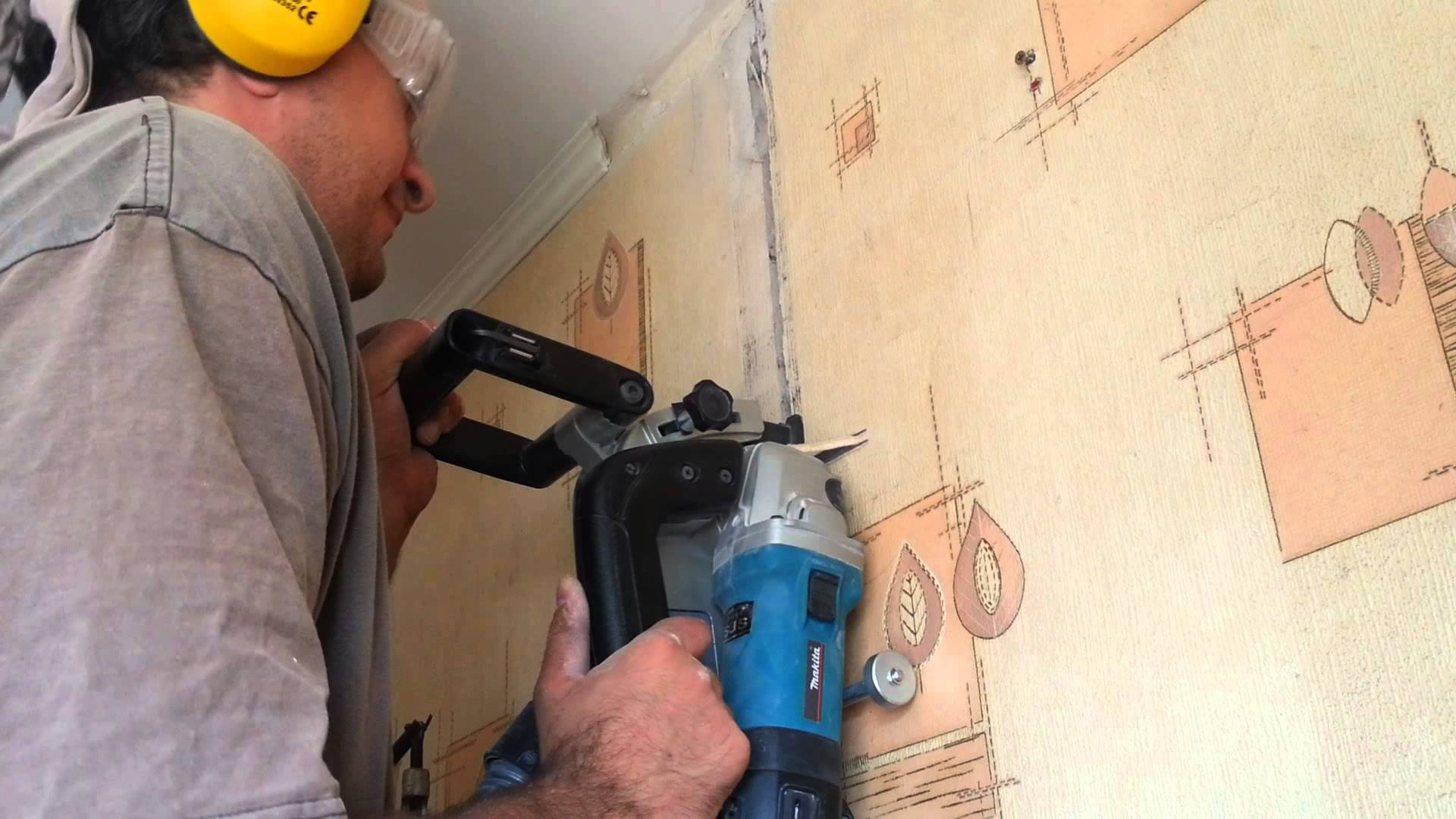 Штробление стен под проводку своими руками: безопасно и без пыли, инструменты и правила