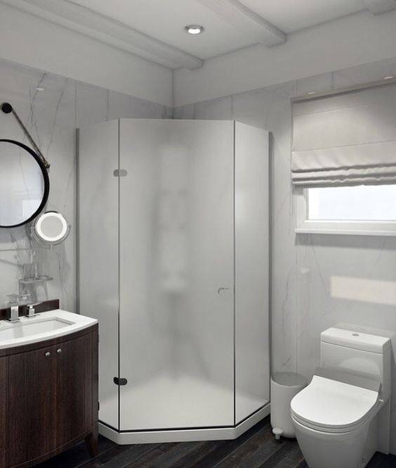 Дизайн маленькой ванной комнаты с душевой кабиной с фото