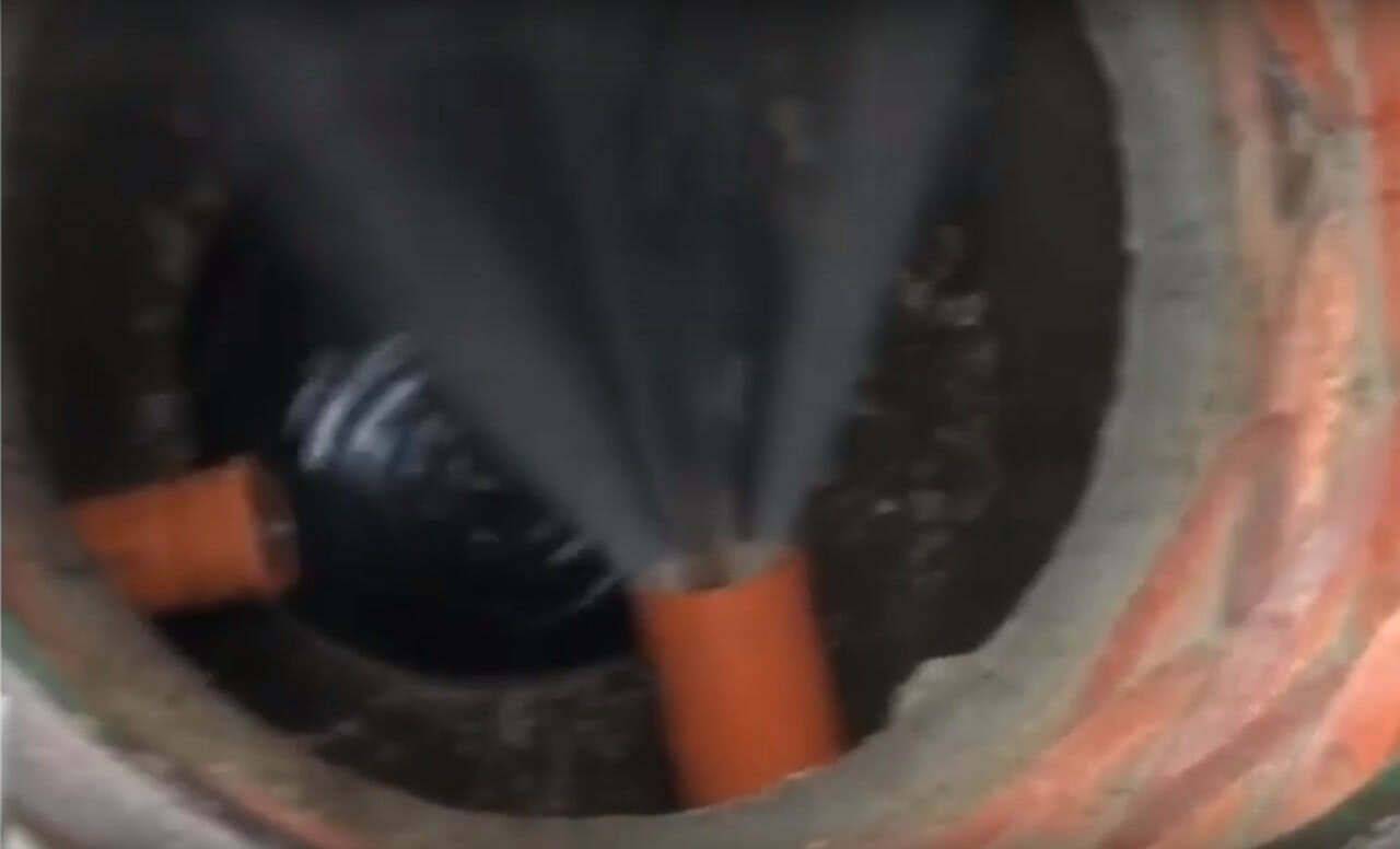 Как растворить жировые отложения в трубах канализации: методы очистки и профилактики