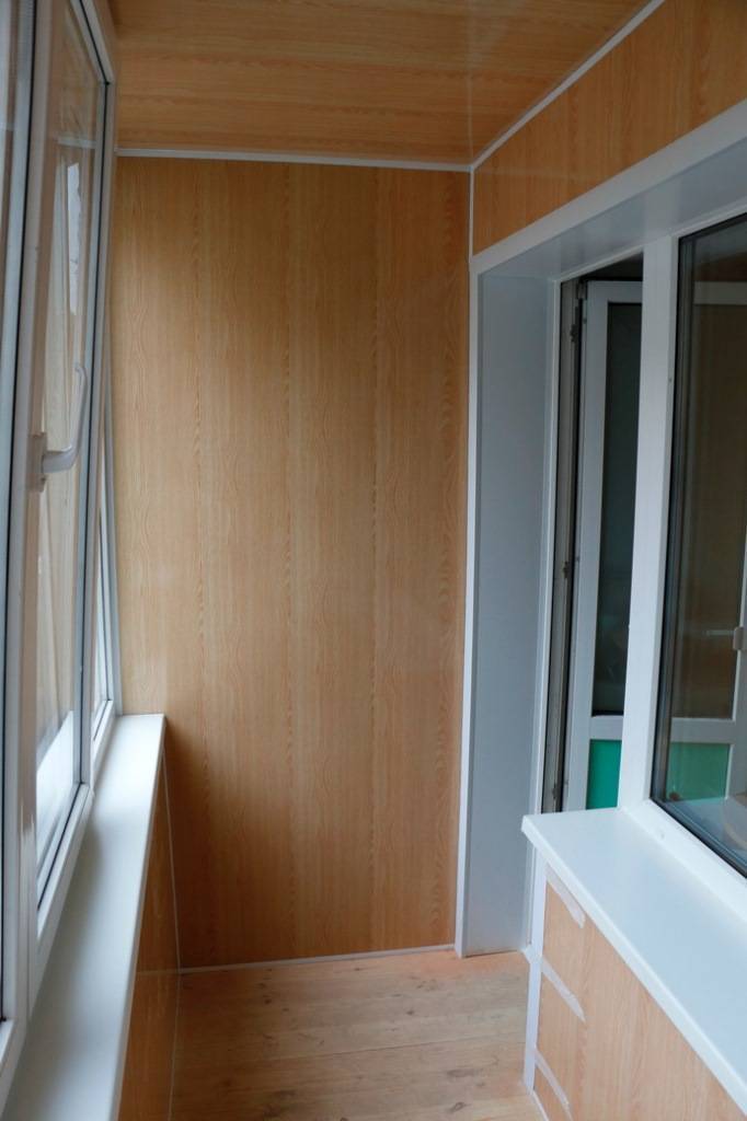 Чем обшить балкон: снаружи, внутри, дешево, красиво, материалы