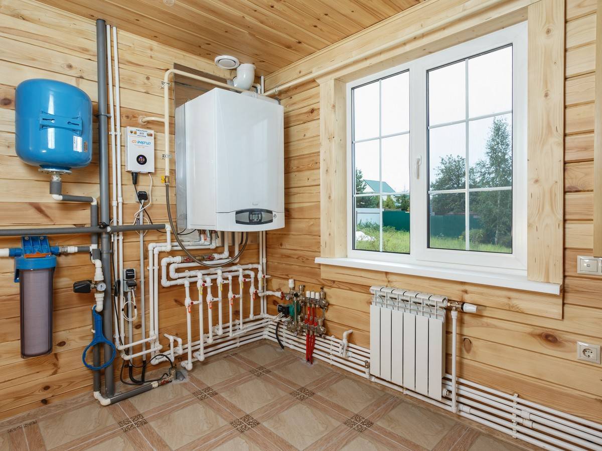 Способы организации отопления дачи: обзор водяного, электрического и дровяного теплоснабжения