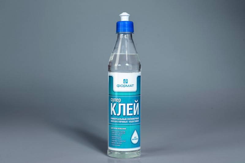 Чем лучше клеить потолочную плитку