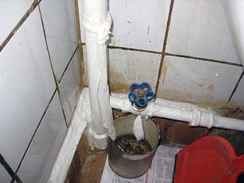 Конденсат на трубах холодной воды в ванной и туалете: как устранить, что делать, изоляция водопроводных труб против образования конденсата