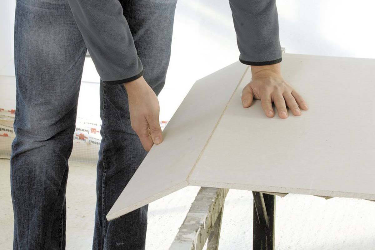 Как резать гипсокартон в домашних условиях: рассмотрим инструменты, чем лучше резать гипсокартон