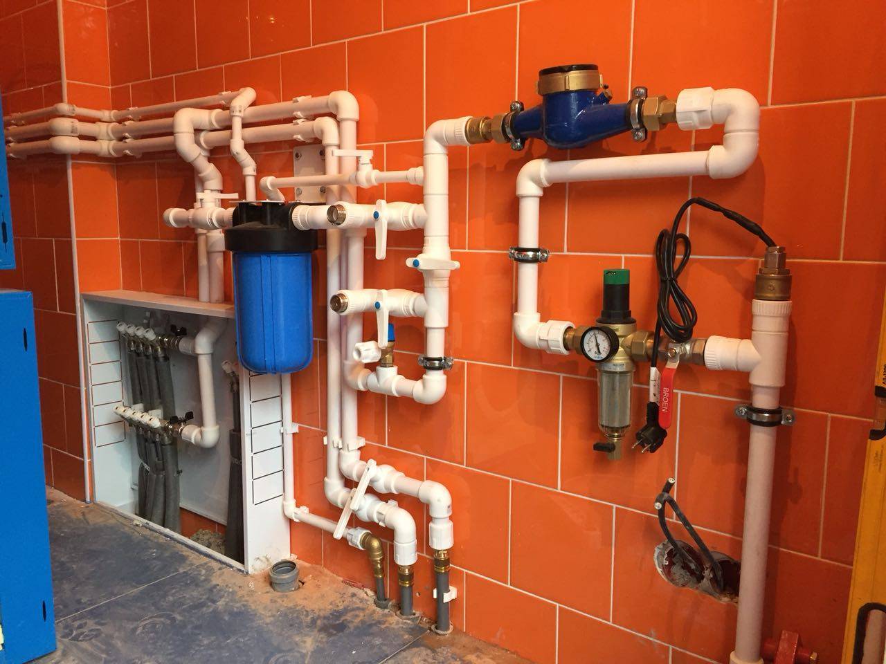 Монтаж систем отопления и водоснабжения, схема подключения