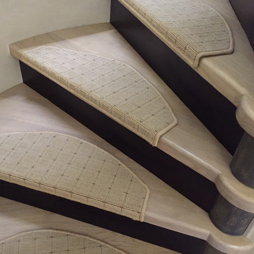 Накладки на ступени лестницы из ковролина: выбираем накладки из ковролина и ковровые для деревянной лестницы | file-don.ru
