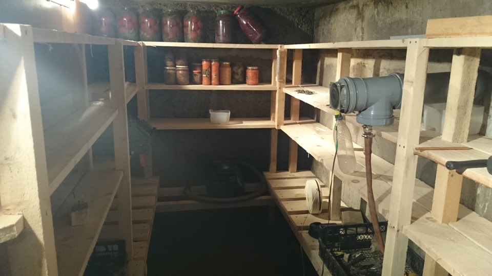 Подвал в гараже: как сделать ремонт подвального помещения
