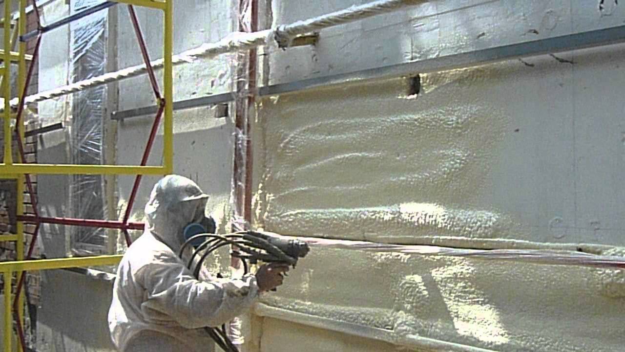 Утепление стен пенополиуретаном своими руками: как проходит напыление жидким составом, можно ли крепить листы ппу на наружные стены, нужен ли уход после монтажа