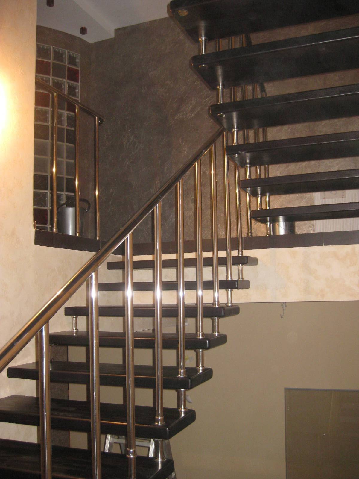 Как сделать лестницу на второй этаж своими руками – 26 фото с примерами и этапами работ