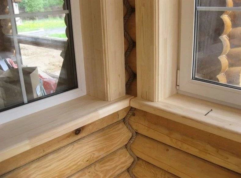Как правильно провести отделку окон в деревянном доме откосами и подоконниками, какие для этого используют материалы
