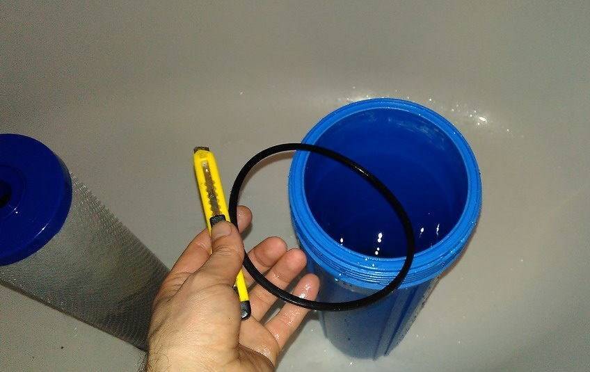 Как открутить фильтр грубой очистки воды