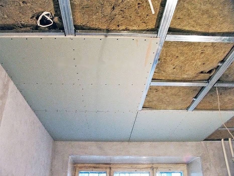 Какой потолок лучше сделать в квартире
