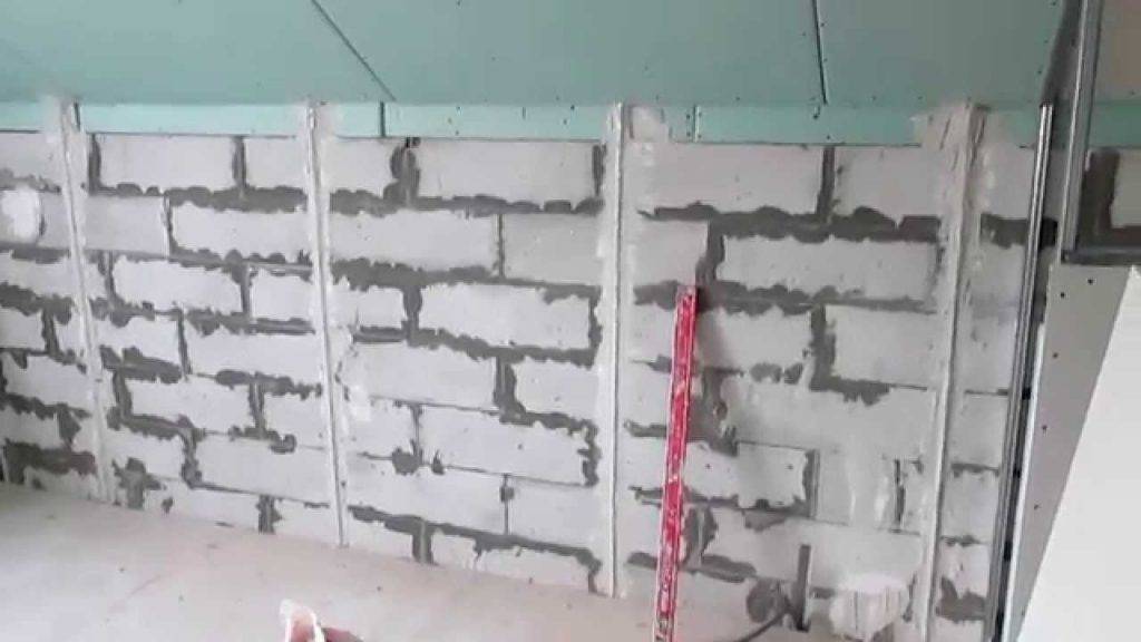 Внутренняя штукатурка для газобетона: толщина, технология нанесения