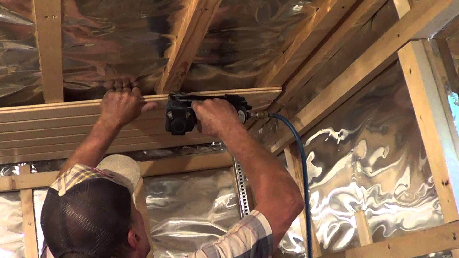 Пошаговое руководство и видео как смонтировать потолок в бане своими руками