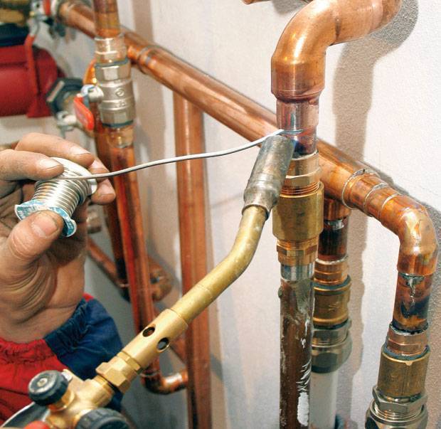 Медная водопроводная труба: правила выбора и установки