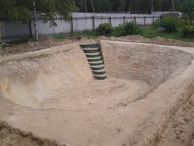 Строительство пруда для разведения рыбы и купания