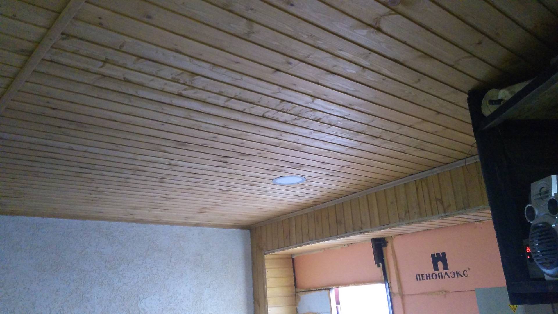 Чем обшить потолок в гараже: требования к отделке, какой материал лучше и дешевле