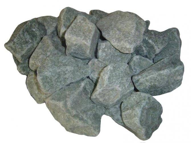 Камень талькохлорит для бани: характеристики, свойства, критерии подбора, плюсы и минусы применения