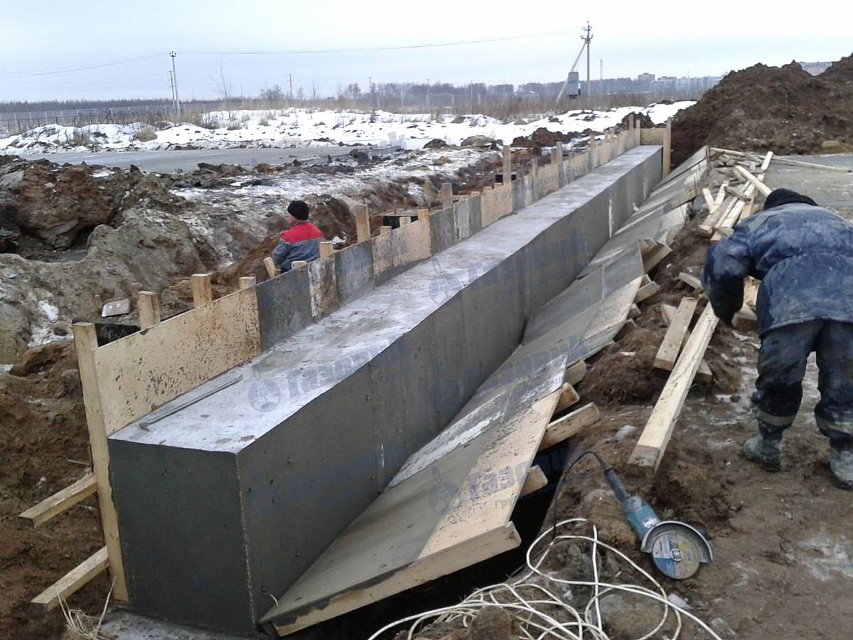 Когда можно снимать опалубку с фундамента